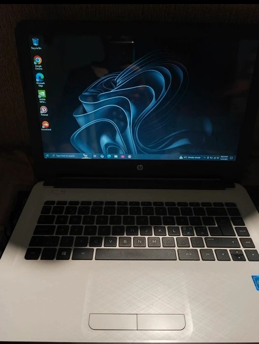 Vând laptop HP perfect funcțional