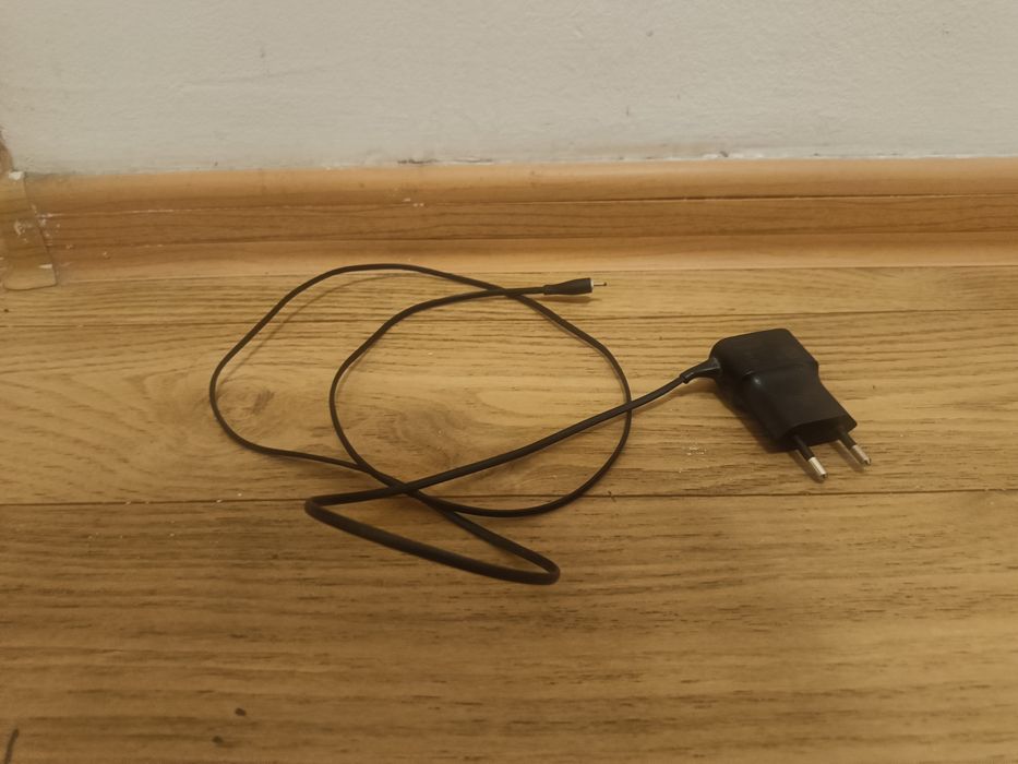 Очень много разъёмов для устройств.