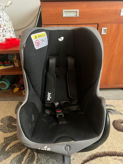 Автокресло продаю