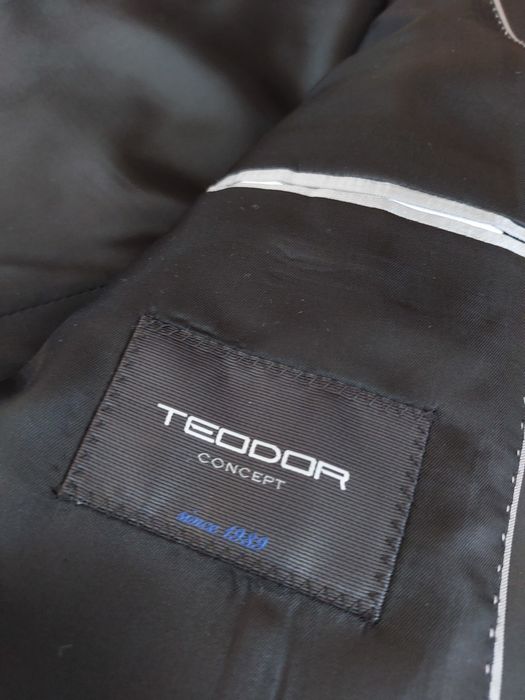 Мъжки черен костюм Teodor