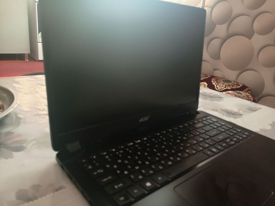 Noutbuk Acer aspire 3