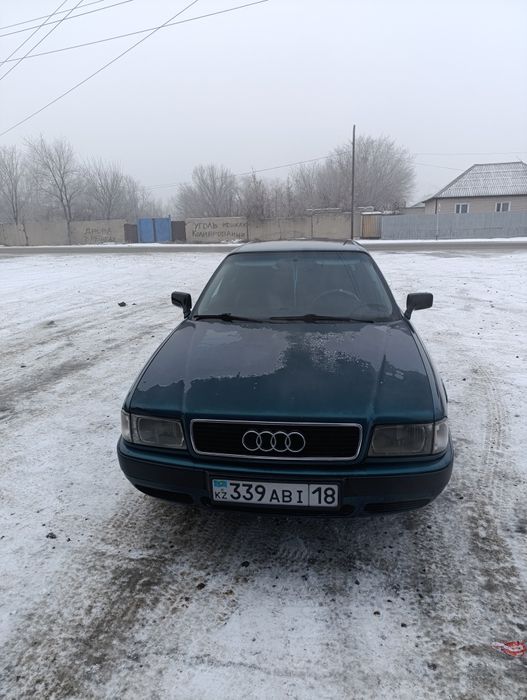 Продам машину Audi 80 В4