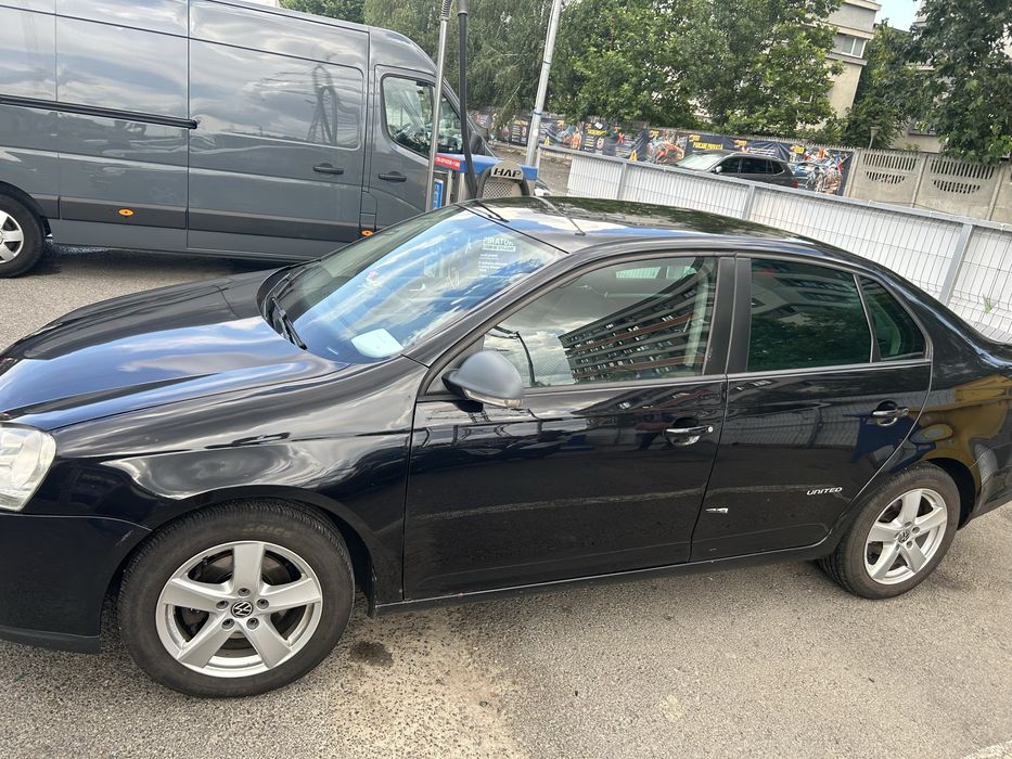 VOLKSWAGEN Jetta 2010 — imagine 5