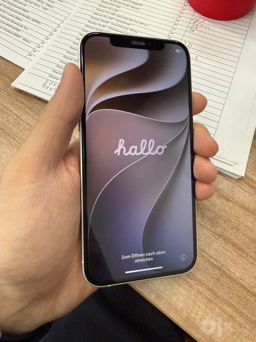 Iphone 12 продается