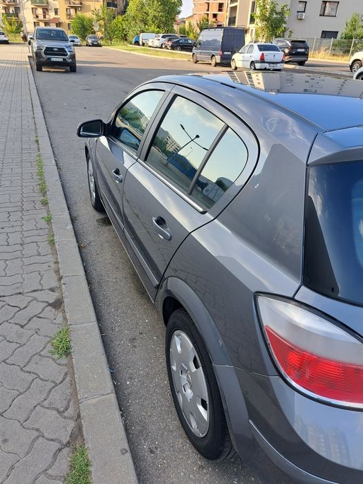 Opel astra h 1,6 benzina