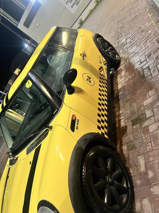 MINI One 2002