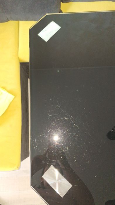 Трапезна маса с четири стола