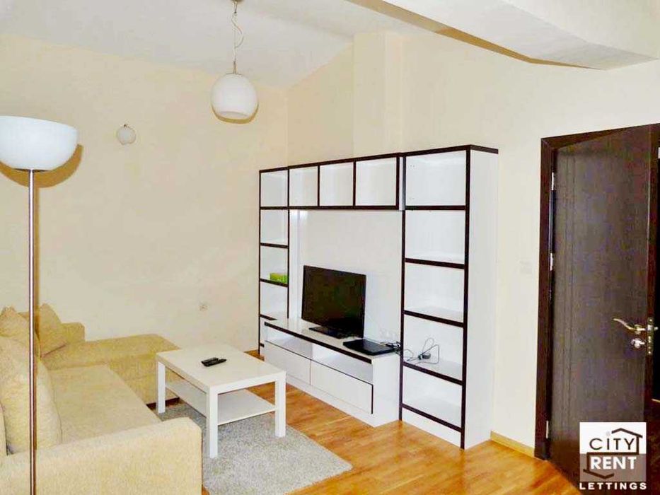 Дава се под наем Двустаен апартамент в Велико Търново, Център - 69 кв.м за 385 € - Снимка #4