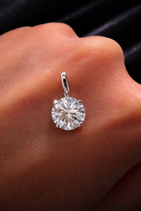 Pandat aur alb cu diamant LGD