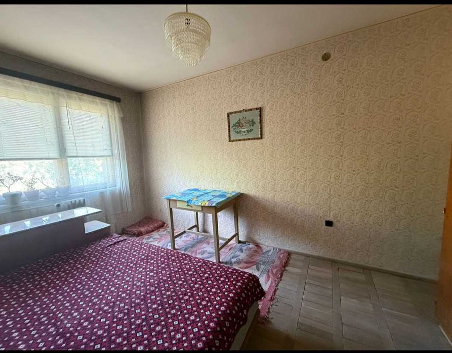 Vând apartament 2 camere zona cina