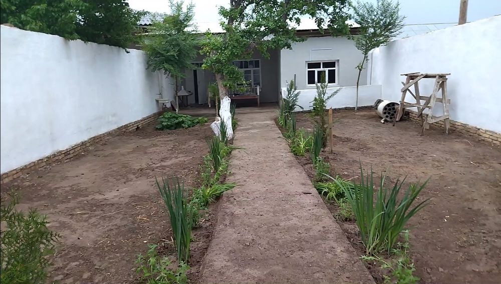 Турар жой, шахар марказида 400 кв.