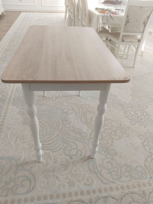 Стол новый 110х60см