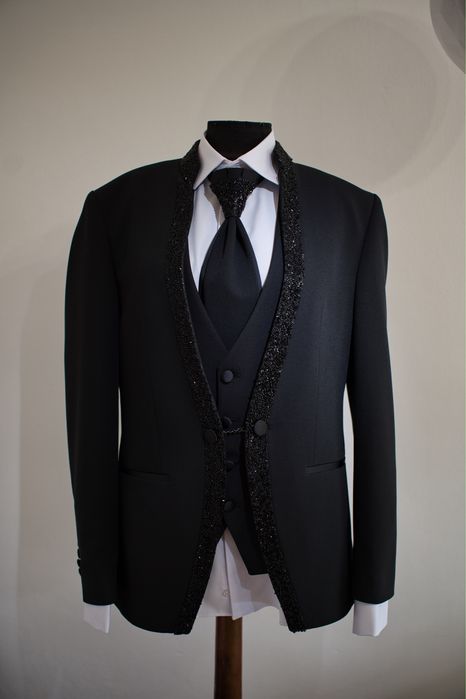 Costum Ginerică