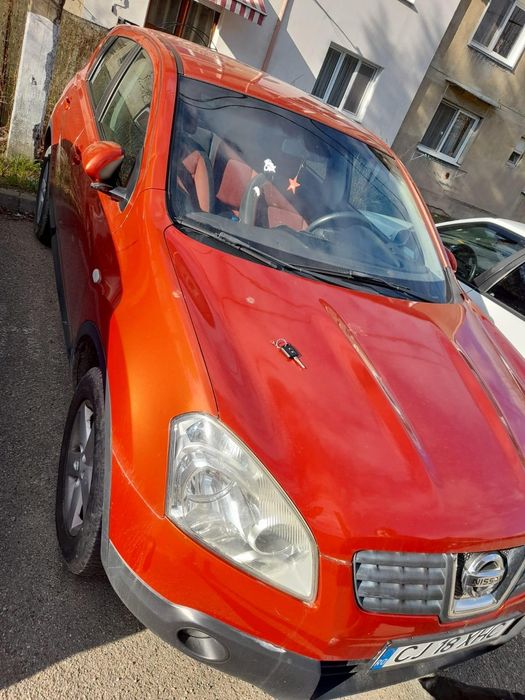 Vând Nissan Qashqai 2.0 Benzina- 141 CP