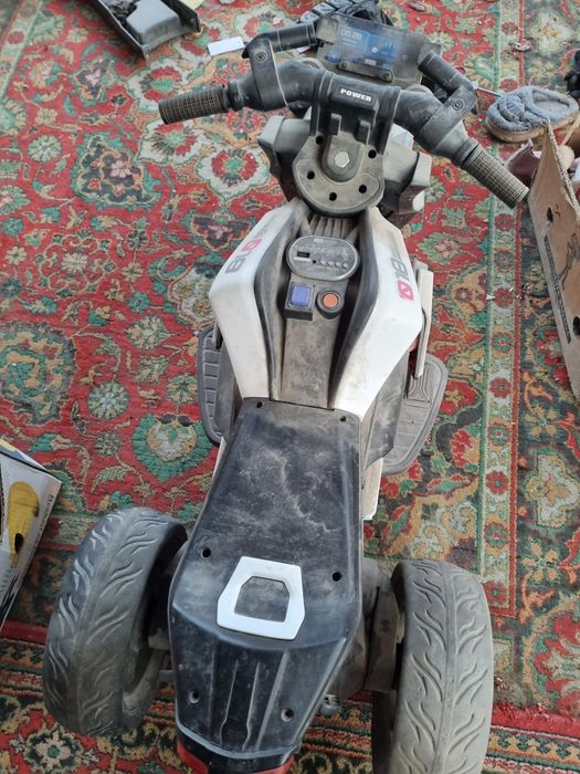 Srochniga sotiladi Detski motosikl !
