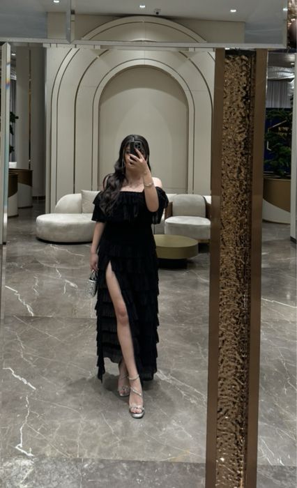 Срочна сатам вечерние платья