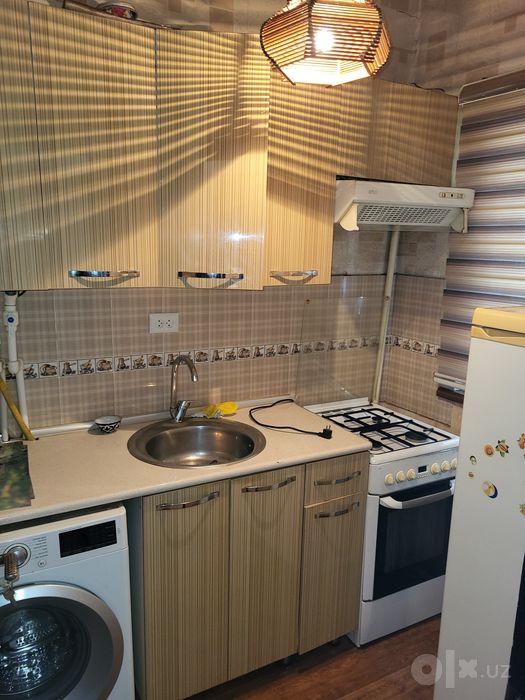 Srochna. Mirabot avenyu orqasi.uchastka. Katedj 3/1/1 49kv 77500$