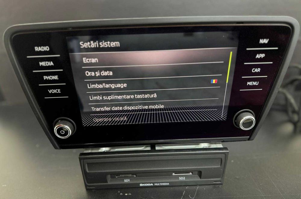 Navigatie + Display MIB 2 DISCOVER SKODA OCTAVIA CarPlay Android Auto