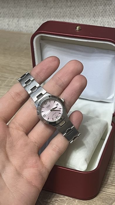 часы кварцевые casio розового цвета