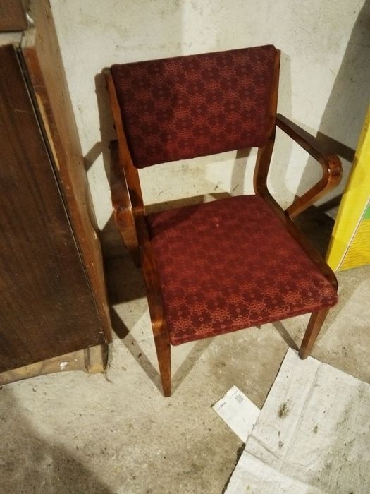 Столове различни видове