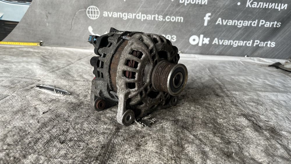 Dacia Sandero 0.9 бензин алтернатор