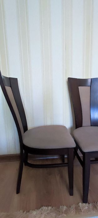 Продам стулья 8 штук
