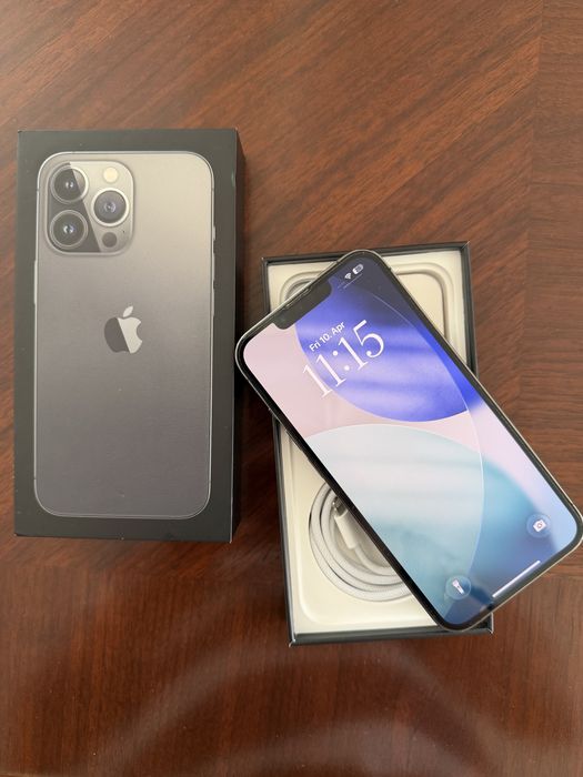 iPhone 13 pro black 128 GB