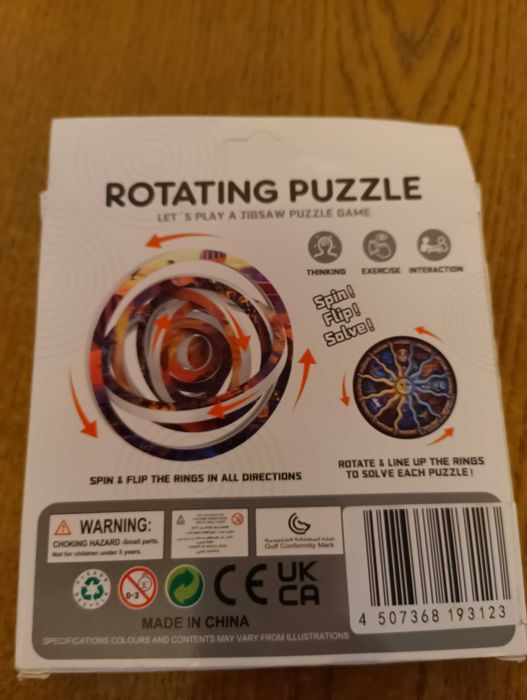 Puzzle rotativ cu dinozaur