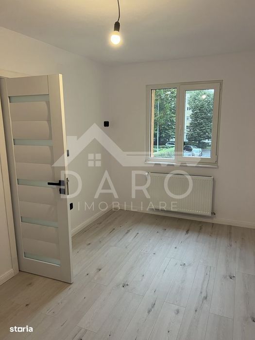De vanzare Apartament 3 camere – Etaj 1 – renovat complet