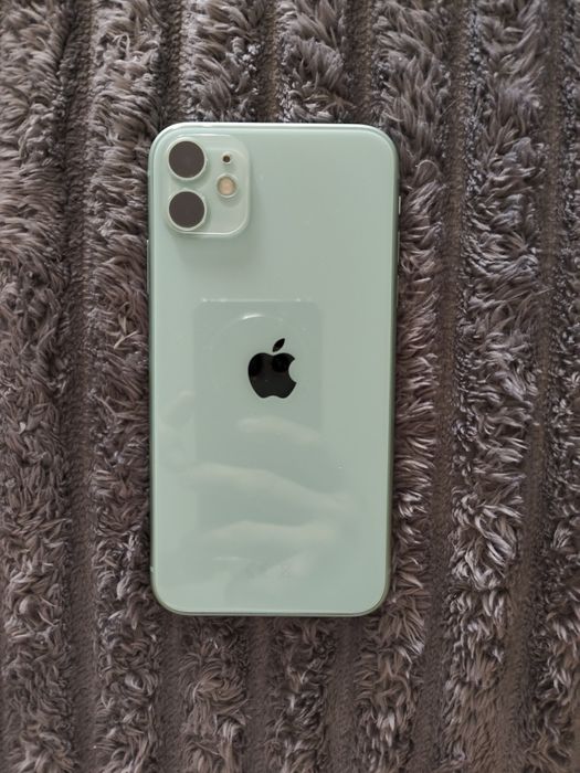 iPhone 11 64GB Green