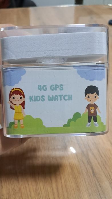 Продам смарт часы детские