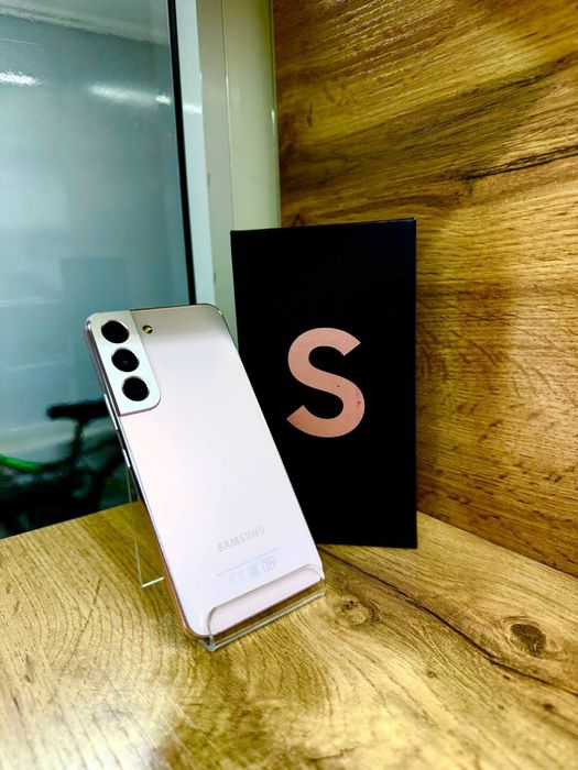Samsung Galaxy S 22 .128Gb