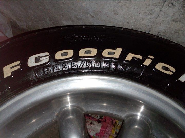 2бр, 235/50/13/  няма такъв размер в България