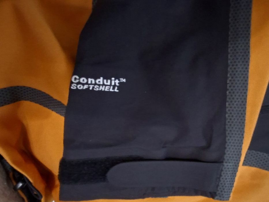 Montain Hard Wear Softshell-Ориг.яке