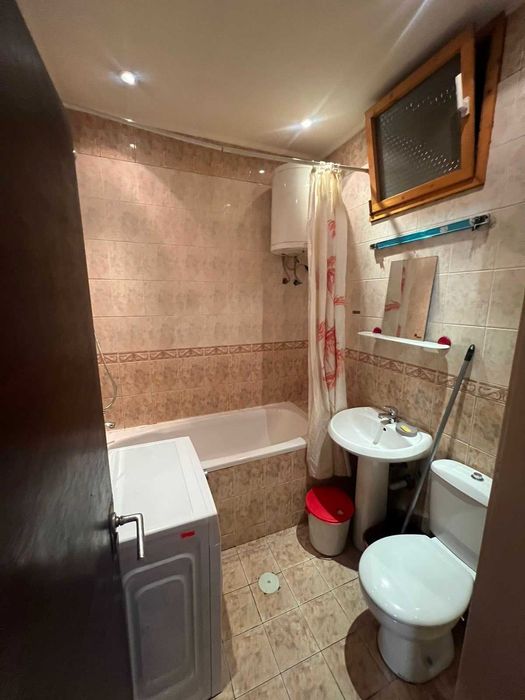 Дава се под наем Тристаен апартамент в София, Хиподрума - 90 кв.м за 598.23 € - Снимка #8