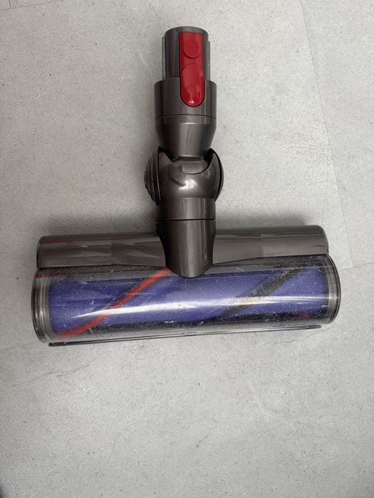 Aspirator Dyson Animal V8