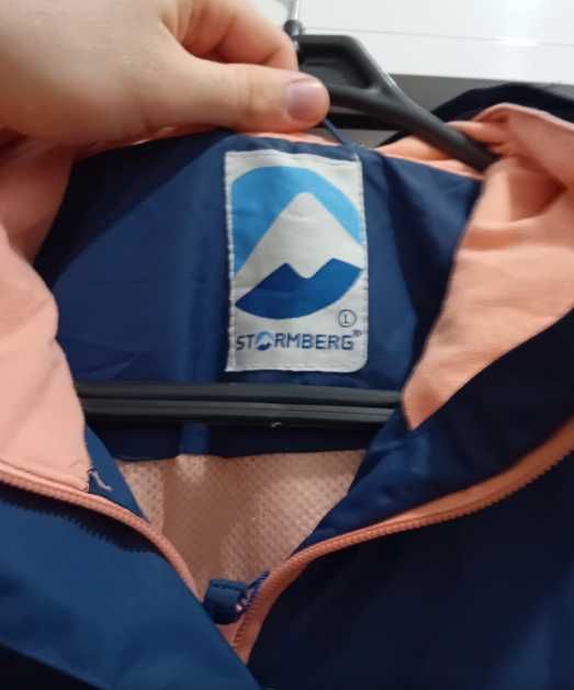 Чисто ново яке Stromberg