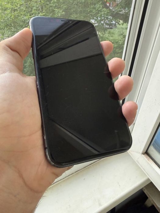 Обменяю iphone 11 хорошее состояния
