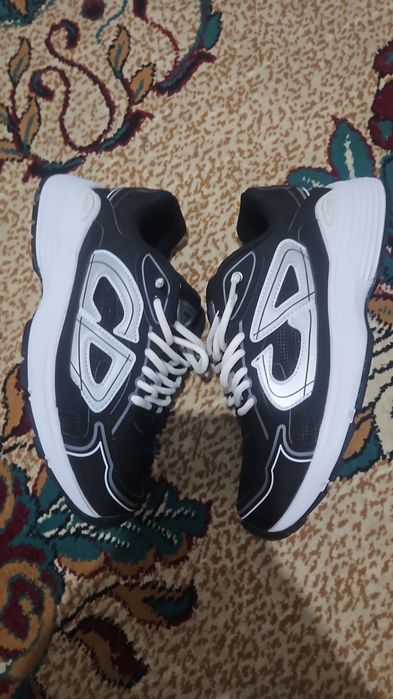 Dior b30 rgurejhdhdh