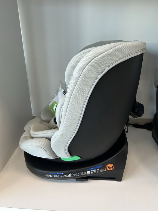 Столчета за кола i-Round i-size ISOFIX 40-150см 360”