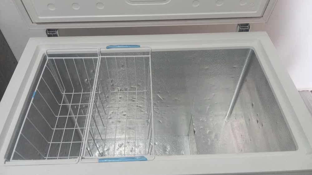 Продам два морозильник в отличном состояние