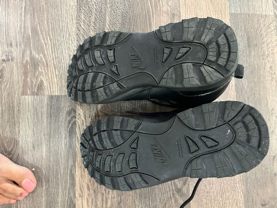 Боти Nike за момче