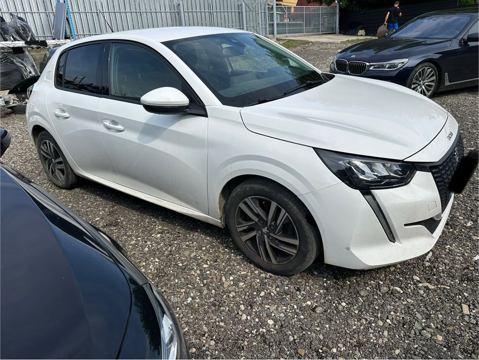 Dezmembrez Peugeot 208 2019-2025, 1.2 benzina NH05, cutie automata