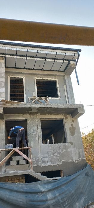 Bektemir rovd kochada uy sotiladi