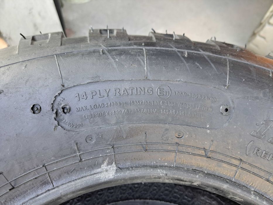 Cauciucuri noi 11.5/80-15.3 MRL cu 14 pliuri anvelope REMORCA