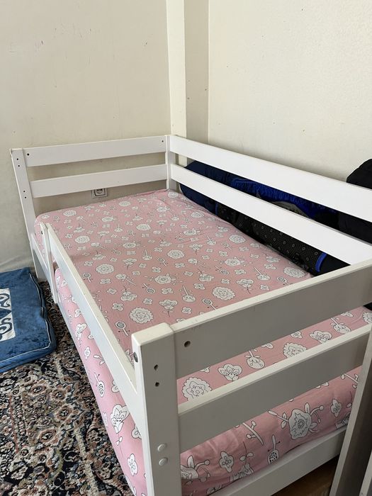 Деткая кровать 180/60