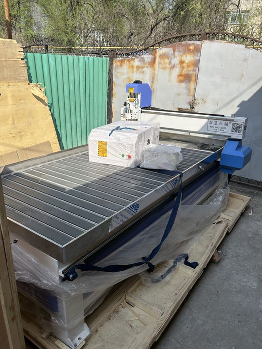 Фрезерный станок ЧПУ 1325