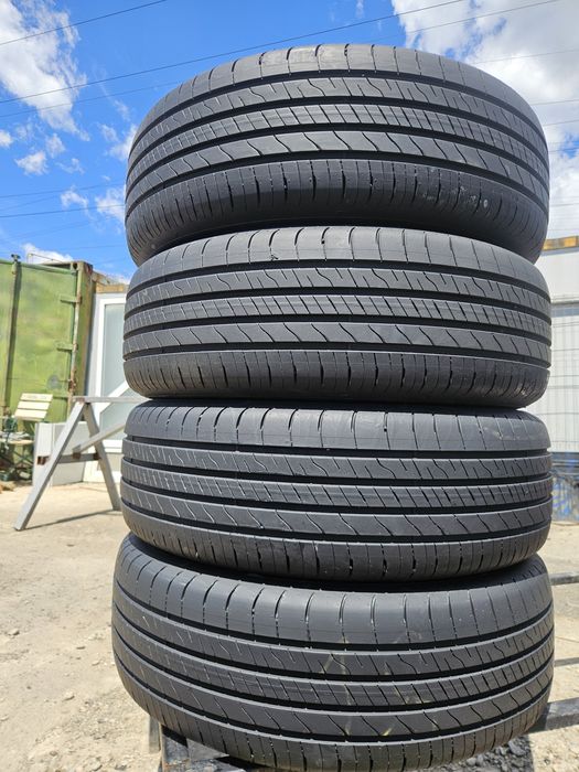Vând anvelope vară 215/60/17 215/60r17 GOODYEAR