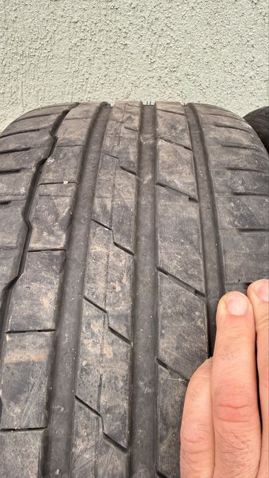 245/35r19 Hankook