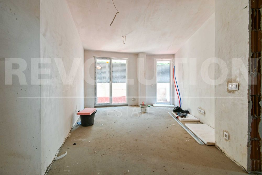 Продава се Двустаен апартамент в София, Бояна - 91 кв.м за 1500 €/кв.м - Снимка #4